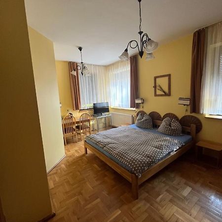 Villa Centrum With Access Kitchen (Adults Only) Zielona Gora  Exterior photo